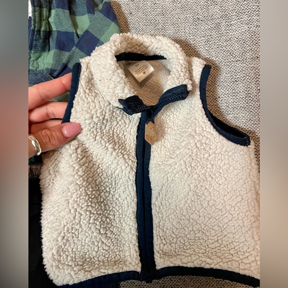 ••Carter’s Baby Boy Outfit - Picture 5 of 6